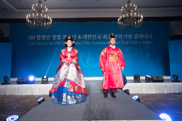 1505380100.jpg