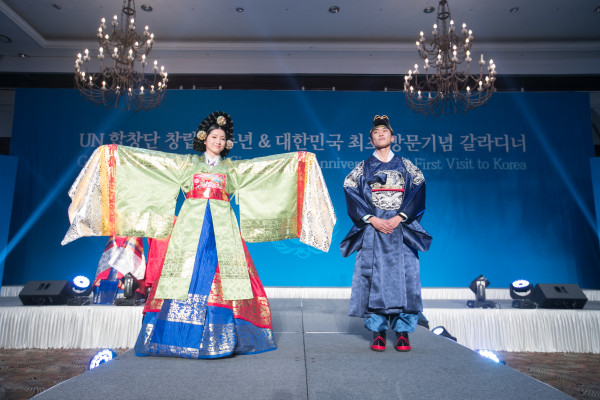 1505380159.jpg